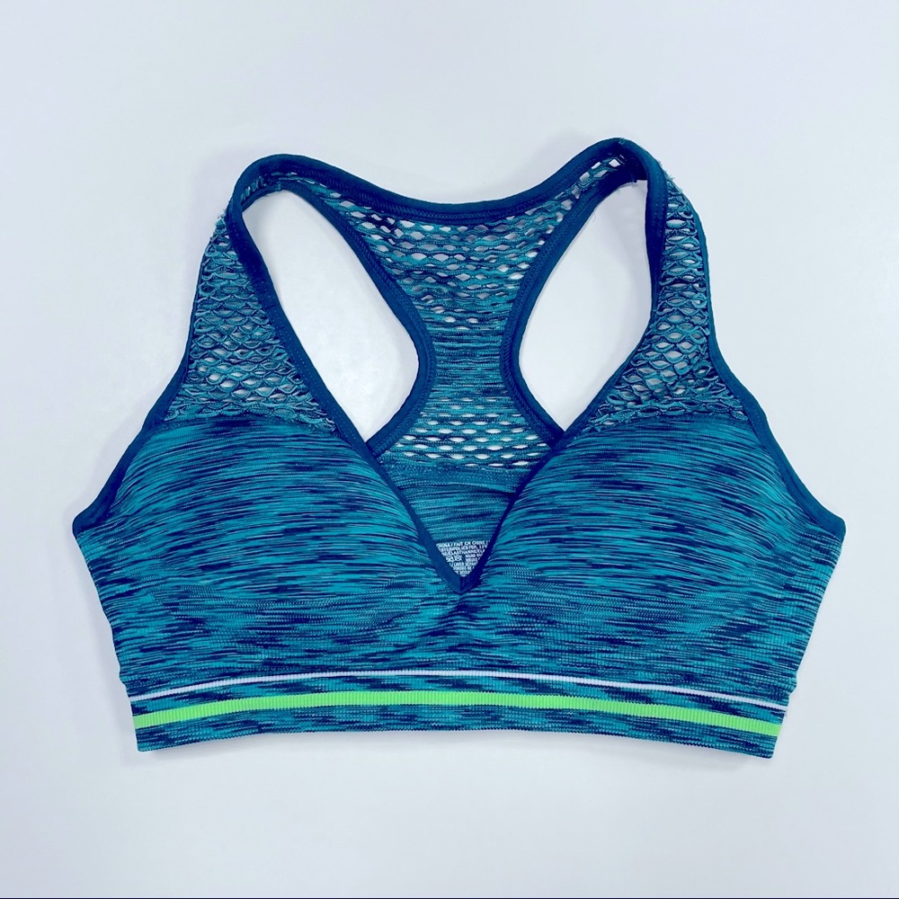 VS PINK Women’s Push Up Sports Bra